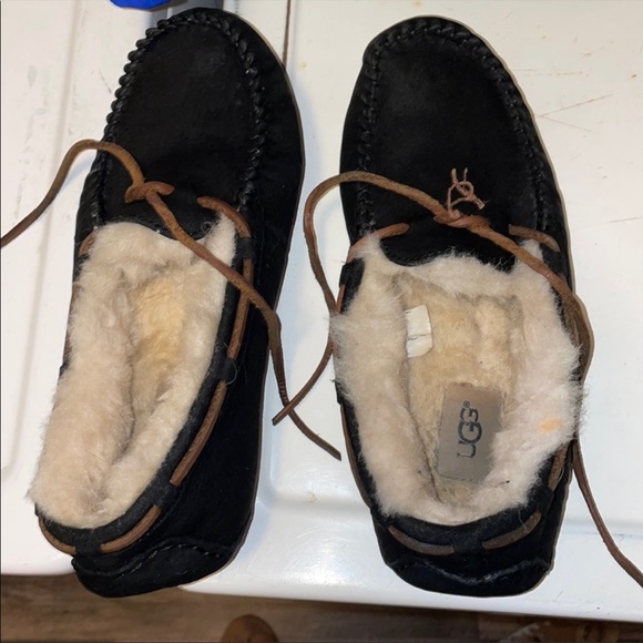 UGG Shoes - Ugg slippers size 7
